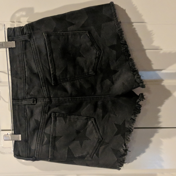 Material girl black denim shorts size 9 - Picture 5 of 6